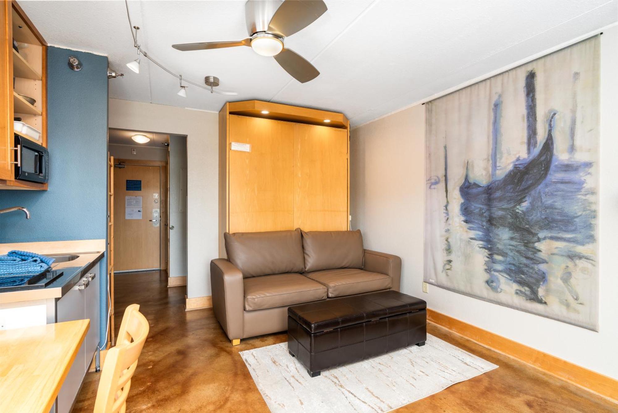 East Bay Suites Гран Маре Екстериор снимка